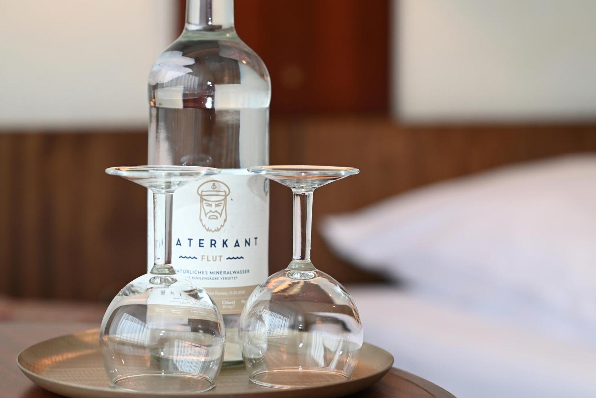 בוסום Strandhotel Salty מראה חיצוני תמונה